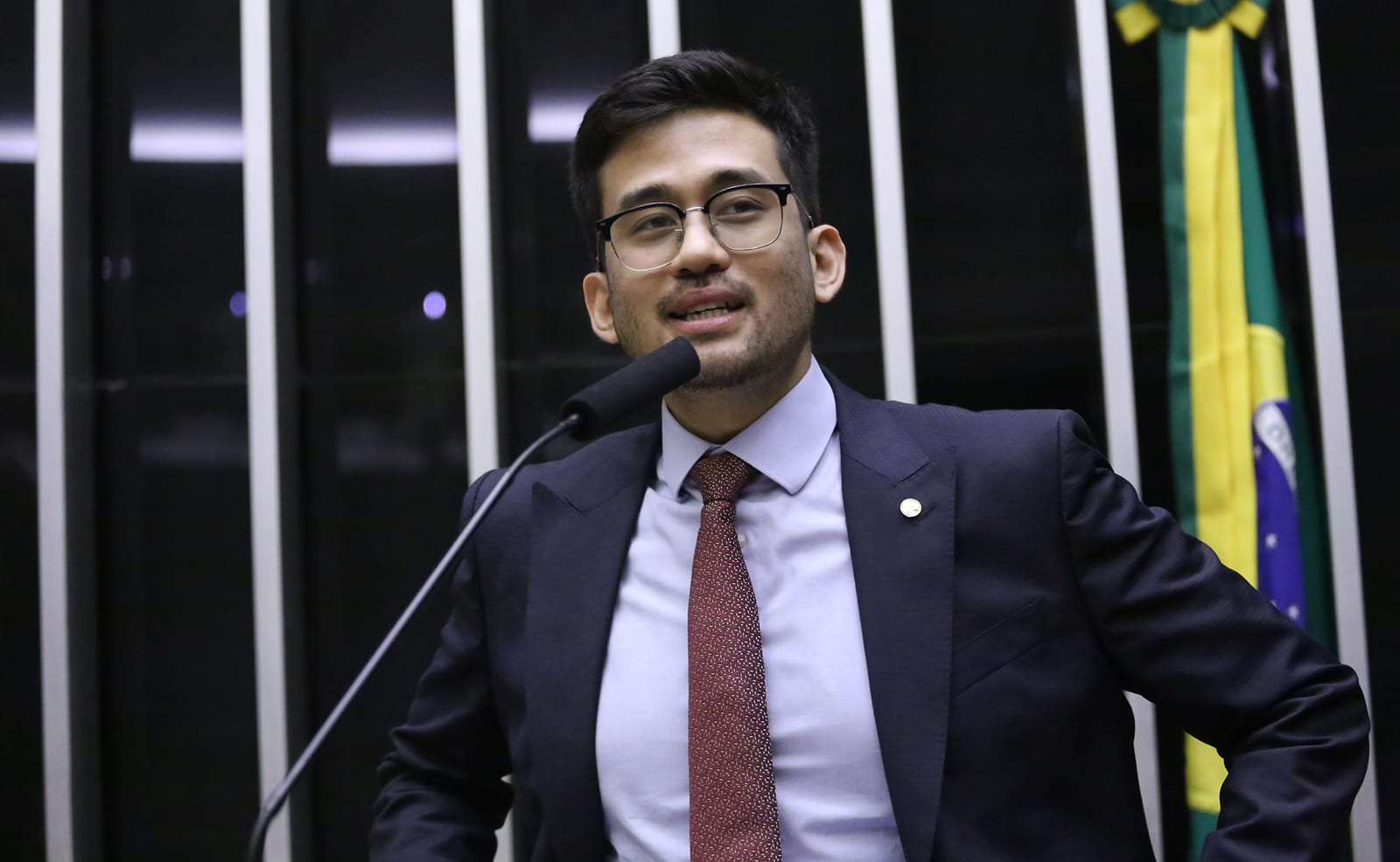 Kim Kataguiri critica Janja por defender banimento do Discord