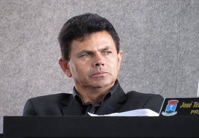 Valmir de Francisquinho fica inelegível, mas permanece secretário até o trânsito em julgado
