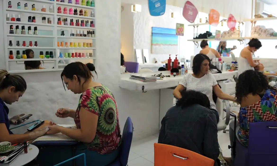 Pacote de medidas com suporte financeiro e tributário a microempreendedores individuais