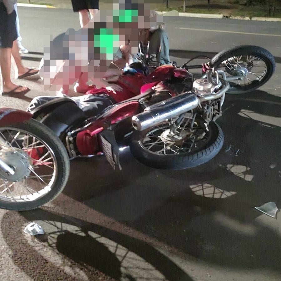 Acidente entre carro e motocicleta é registrado durante a madrugada em Ijuí