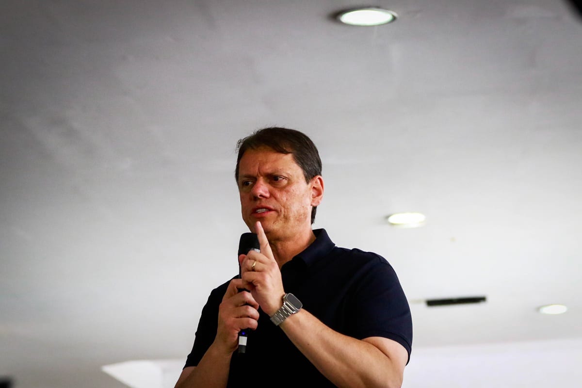 Tarcísio diz que digitalização e IA serão prioridade em eventual 2º mandato