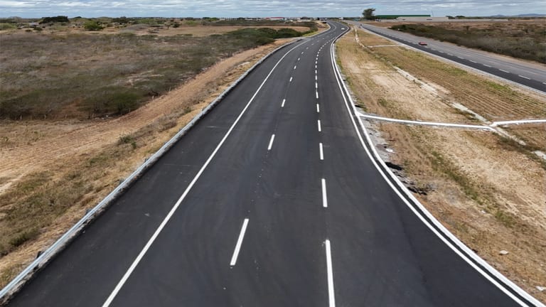Trecho duplicado de 10,6 km na BR-116/BA liberado