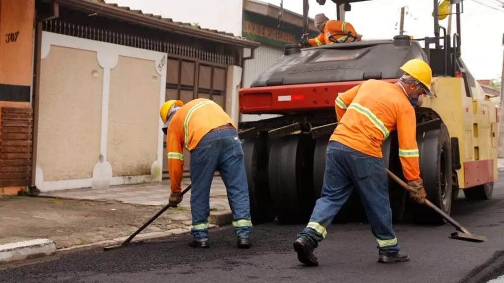 Taubaté lança Rua Certa, programa de recapeamento que vai recuperar 100 mil m²