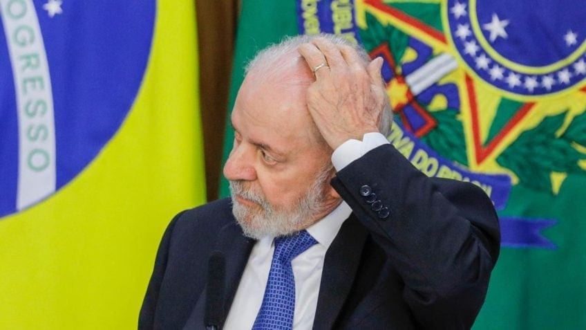 Saiba como Lula mudou de opinião sobre a taxa das blusinhas
