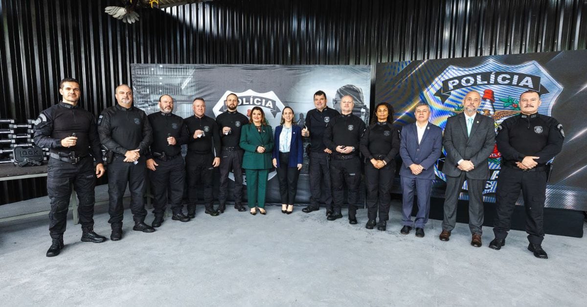 Na Grande Florianópolis, Polícia Penal de SC recebe 18 viaturas e 800 pistolas Glock