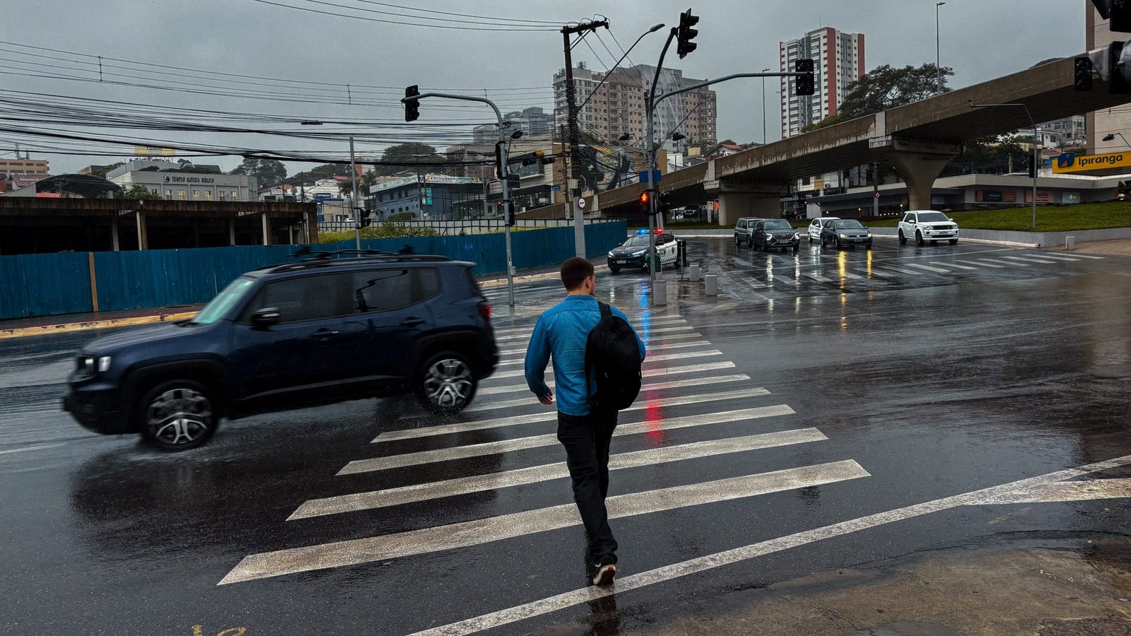 Inmet emite alerta de chuvas intensas para o Litoral Norte e Vale do Paraíba