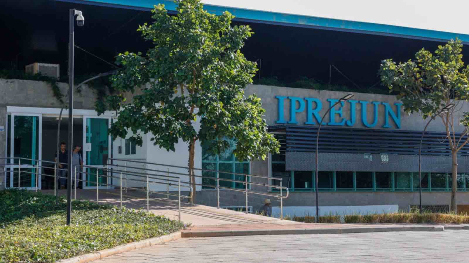 Concurso IPREJUN 2026 abre quatro vagas com salários de até R$ 15,1 mil