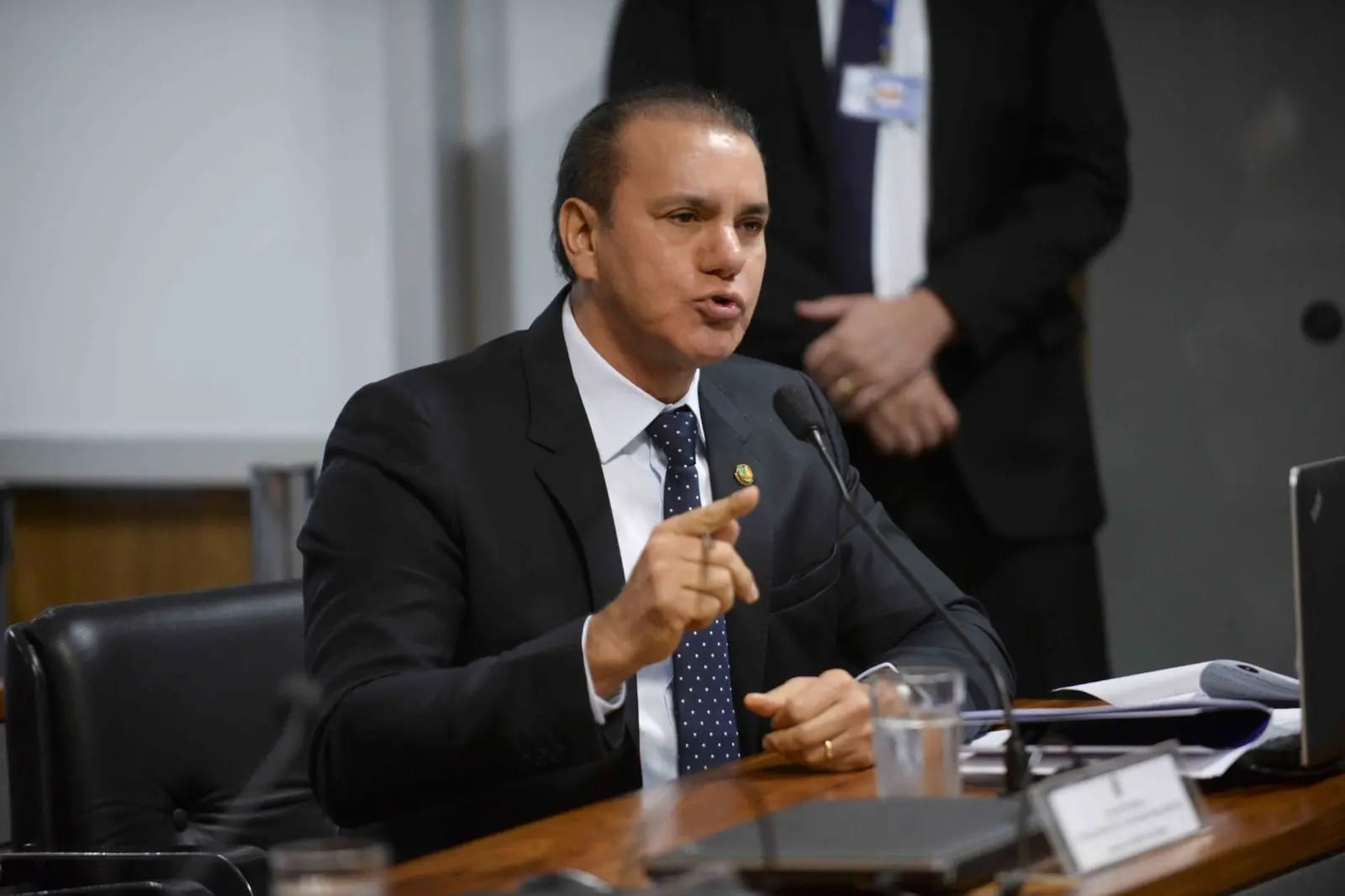 Ataídes pede renúncia de Moraes e Toffoli, critica PT e prega união da direita