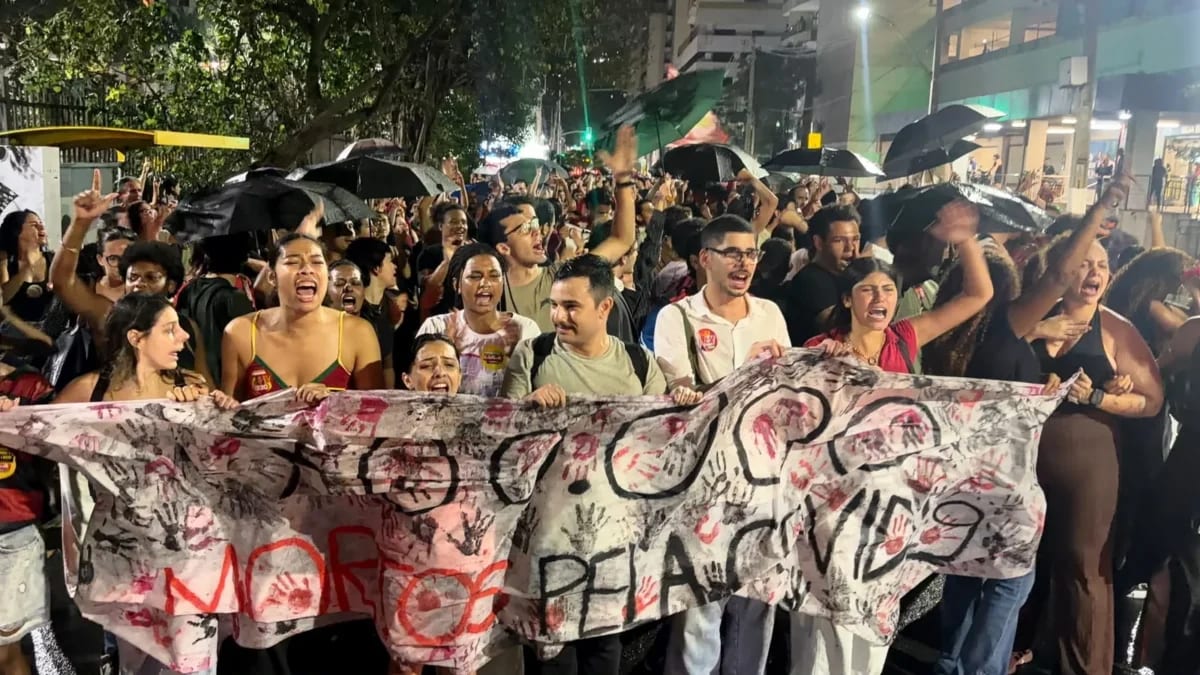 Estudantes organizam protestos em defesa da democracia e contra a extrema direita