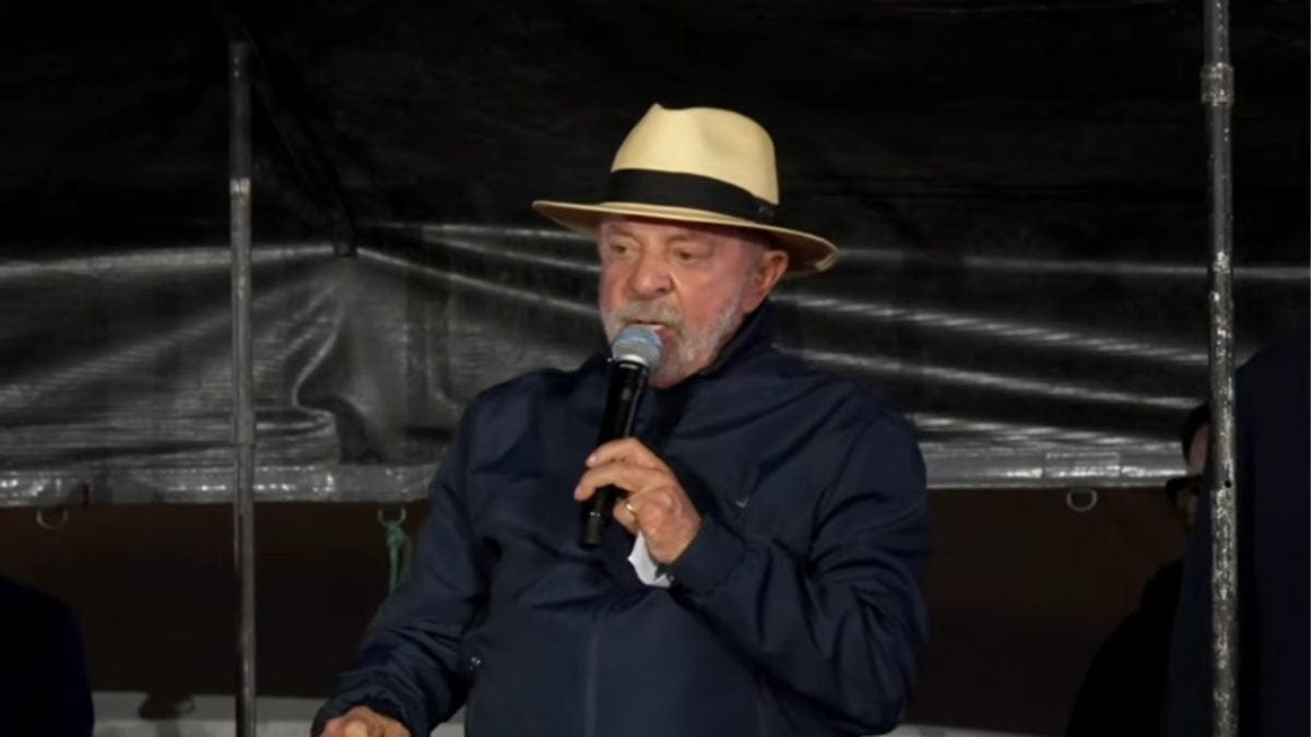 Lula anuncia fim das plataformas de apostas e diz que futebol ganhou títulos sem bets