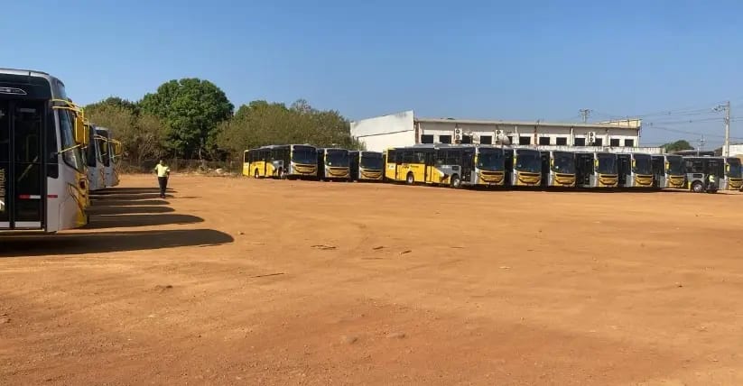 Motoristas Param Ônibus em Palmas por Atraso Salarial; Oposição Cobra Gestão Municipal