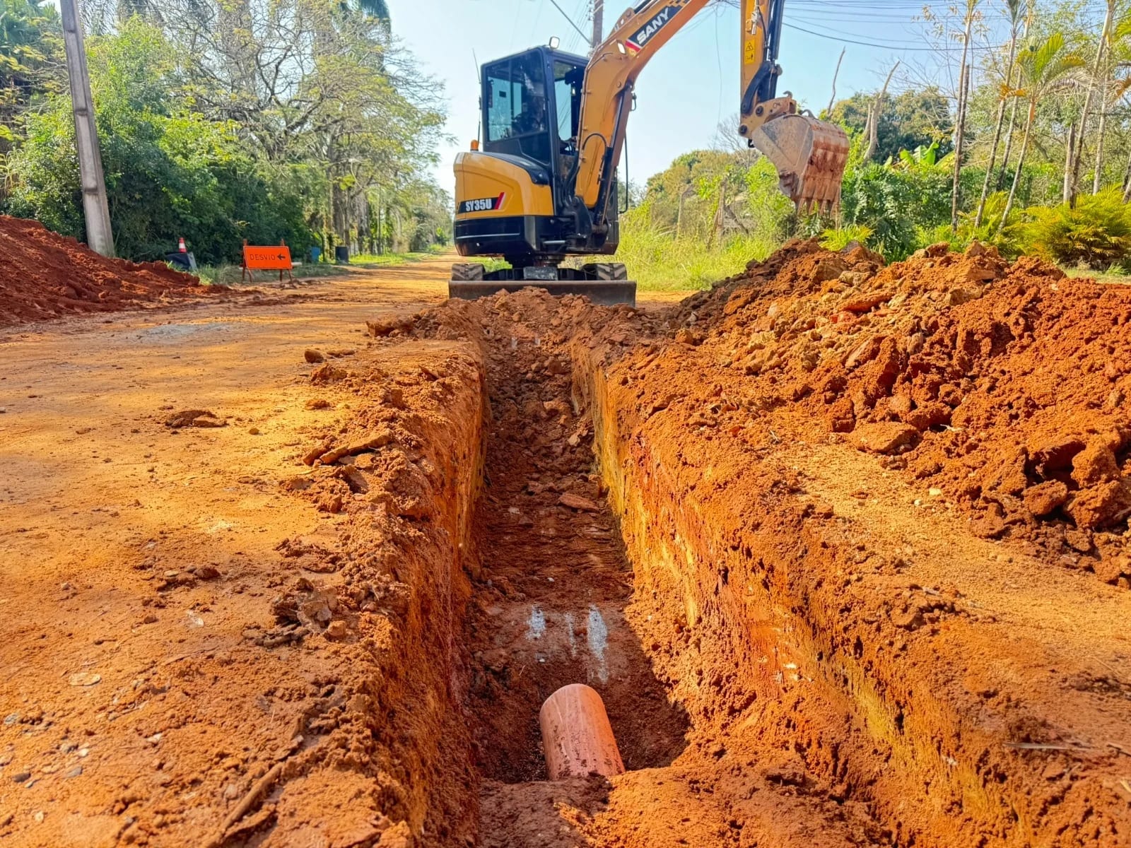 Prefeitura conclui obras de saneamento no Córrego Bonito e prepara bairro para receber asfalto