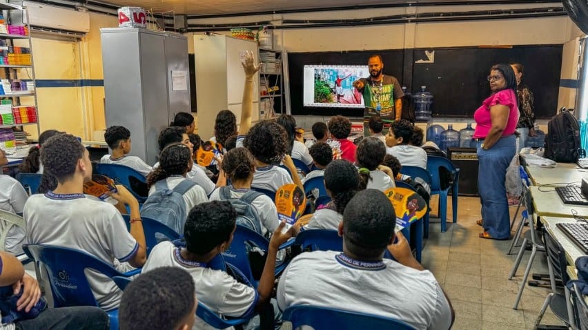 Novembro Negro 2026 começa em Olinda com oficinas e palestra antirracista em escola