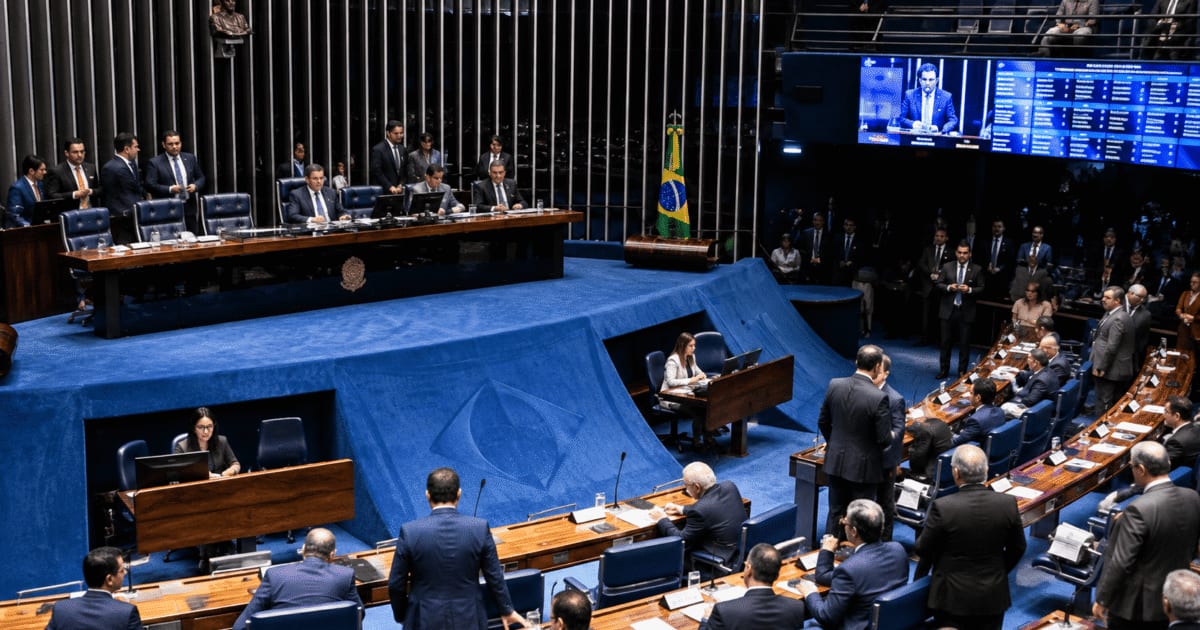 Fim da escala 6×1: Senado marca votação da PEC para quarta-feira (14)