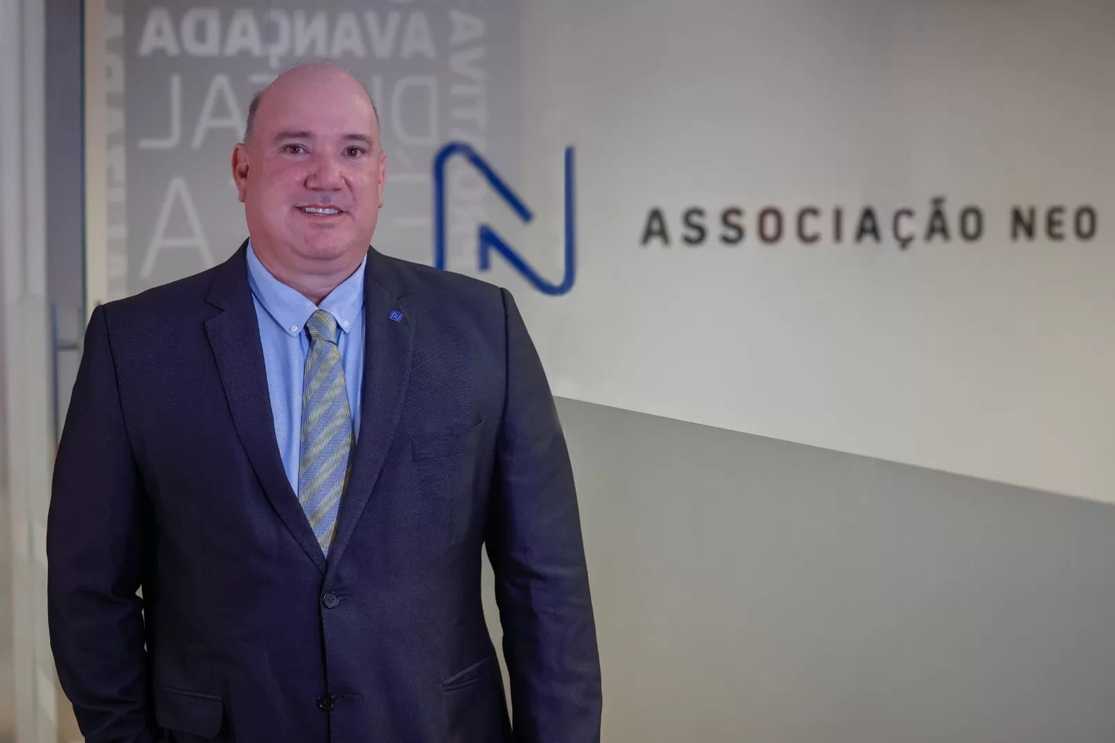 Planos de governo tratam telecom como meio, não política estratégica