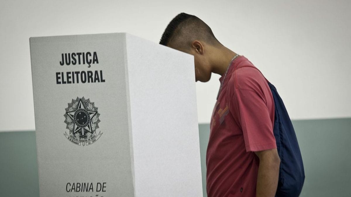 Empresário que incentivou demissão de ‘esquerdistas’ pode ser obrigado a pagar R$ 100 mil por danos morais coletivos