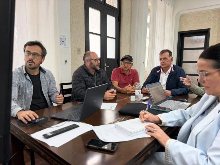 Prefeitura de Tibagi discute avanço do programa de readequação das estradas rurais
