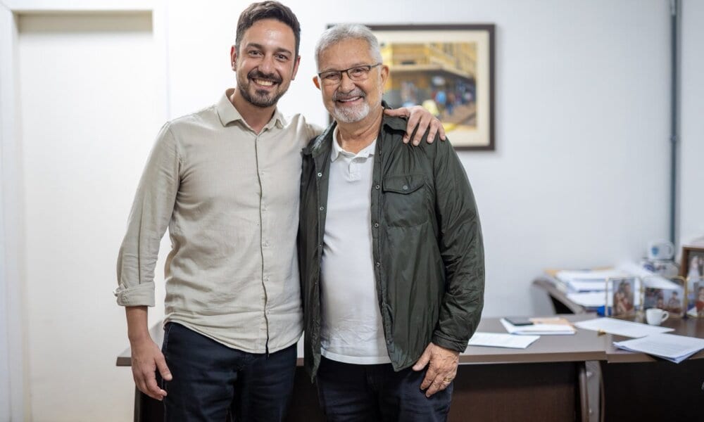 Visita ao filho Rodrigo como Prefeito é primeira agenda de Busato após reeleição