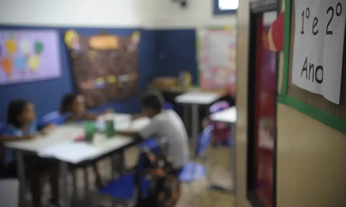EducaDH: o que muda na escola e o que a nova política nacional ainda não alcança
