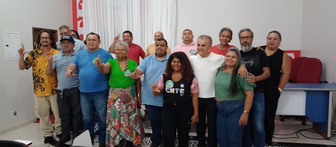 Paulo Mourão defende valorização dos educadores e ampliação do Pé‑de‑Meia