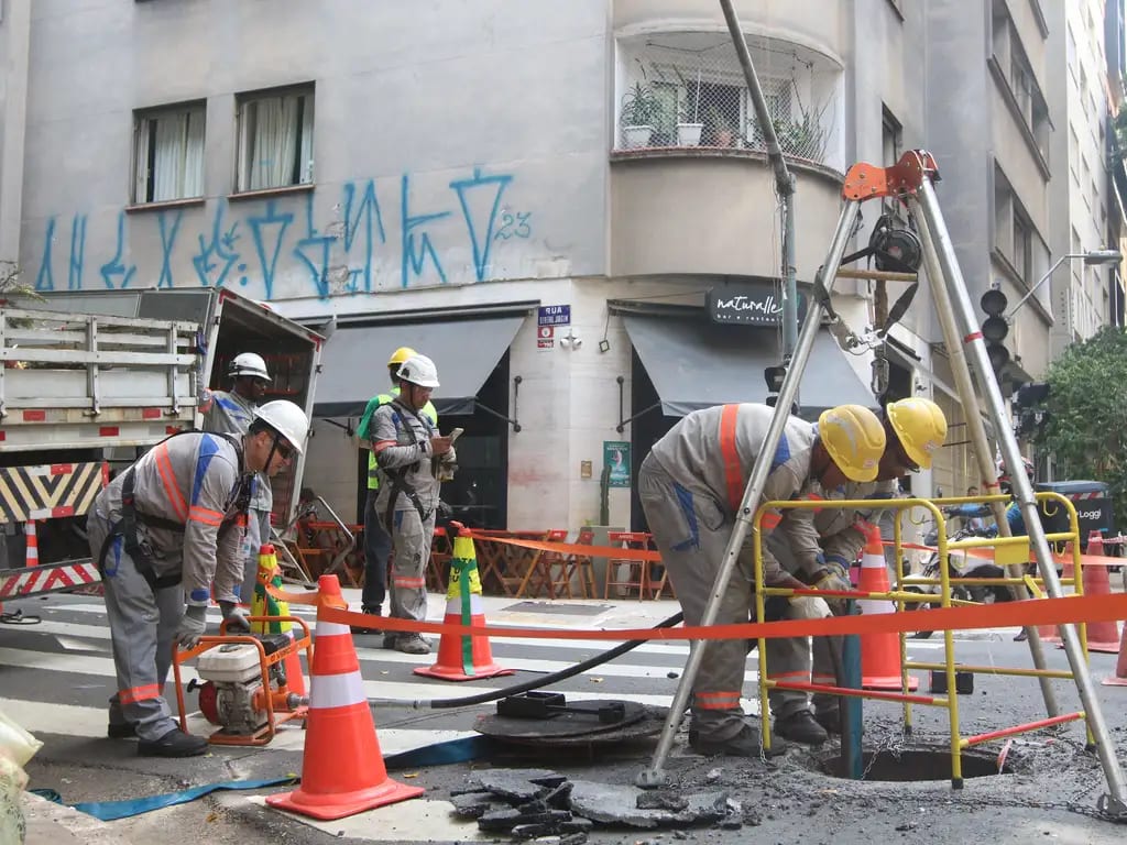 Relatora recomenda fim da concessão à Enel em São Paulo e julgamento é adiado por pedido de vistas
