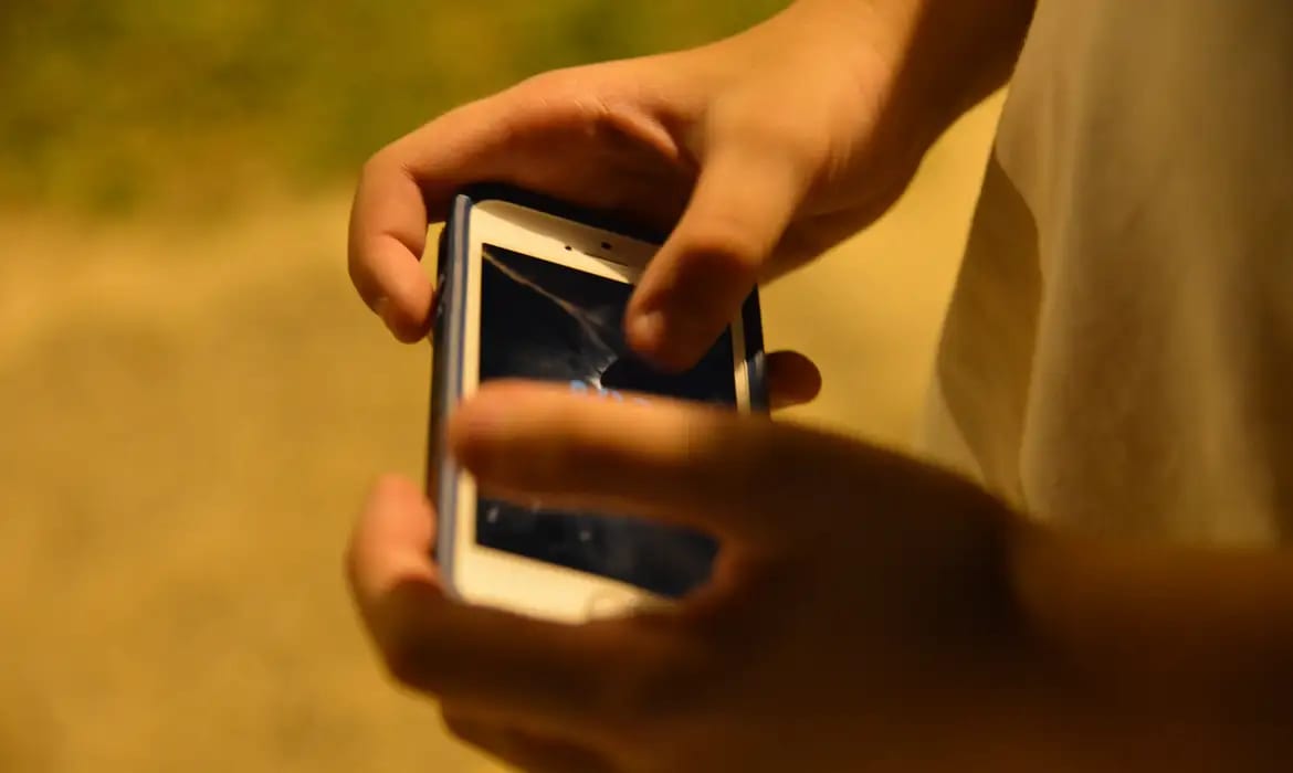 MJSP cria centro nacional e regras para notificação de crimes contra crianças online