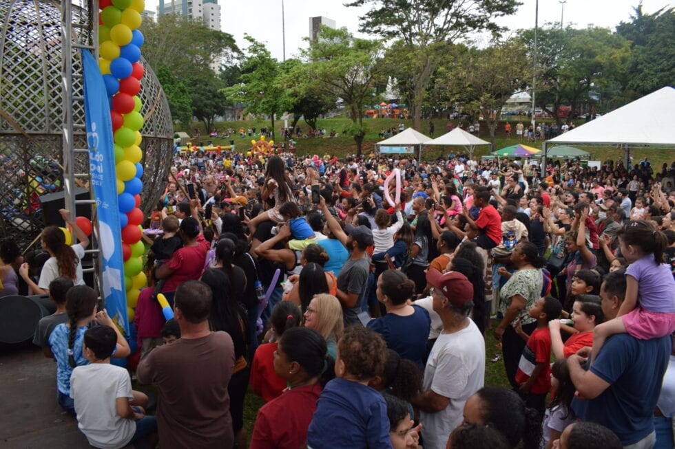 Parque do Povo recebe 10 mil pessoas durante o Brinca Prudente 2026