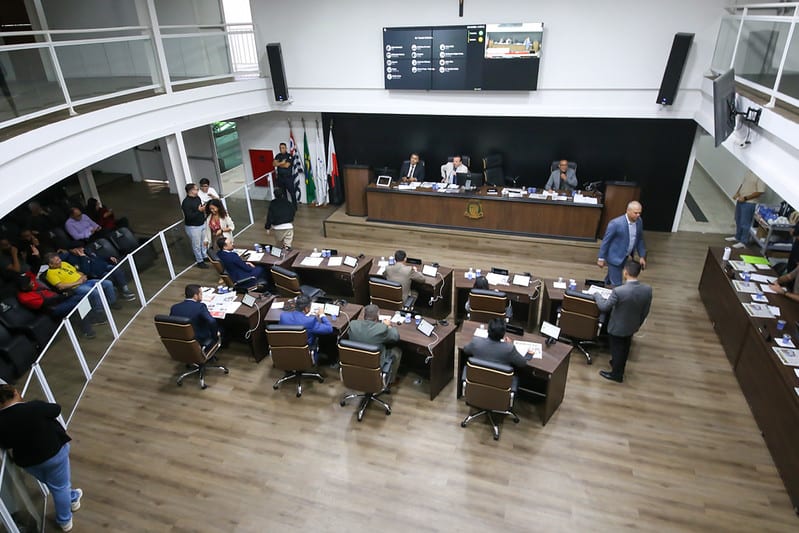 Câmara de Taboão da Serra aprova atualização das regras para contratação temporária na Educação