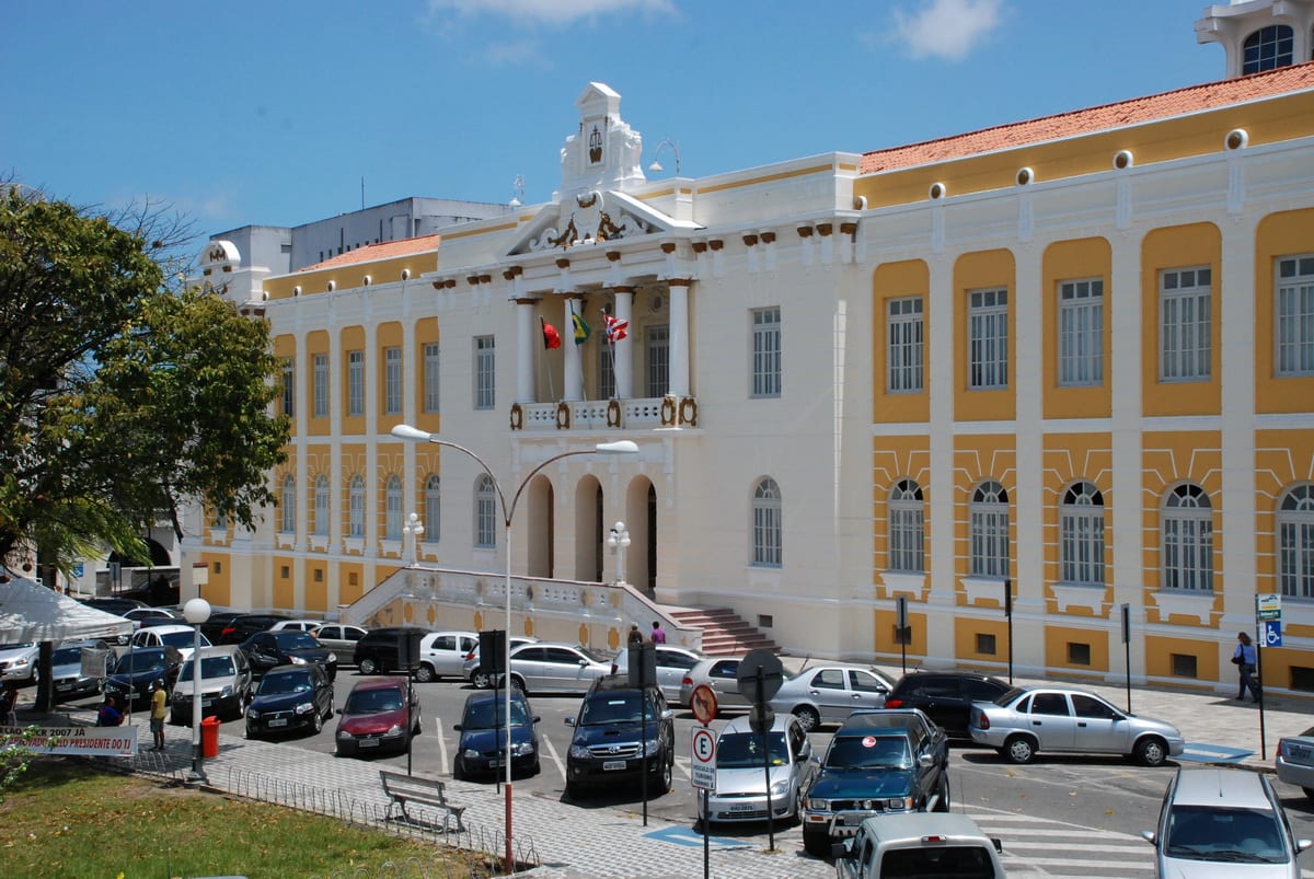 TJ-PB tem concurso com 50 vagas e salário de R$ 7,5 mil
