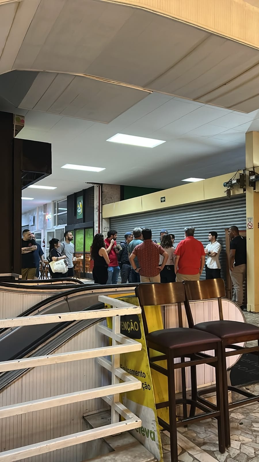 Galeria no Centro de SP fecha as portas para impedir ato pró-Lula