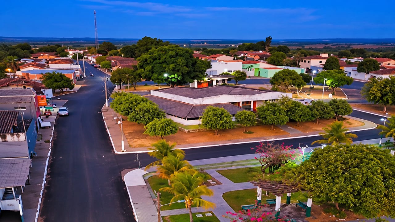 Dueré acelera obras de asfalto com CBUQ e recebe R$1,6 milhão do senador Eli Borges