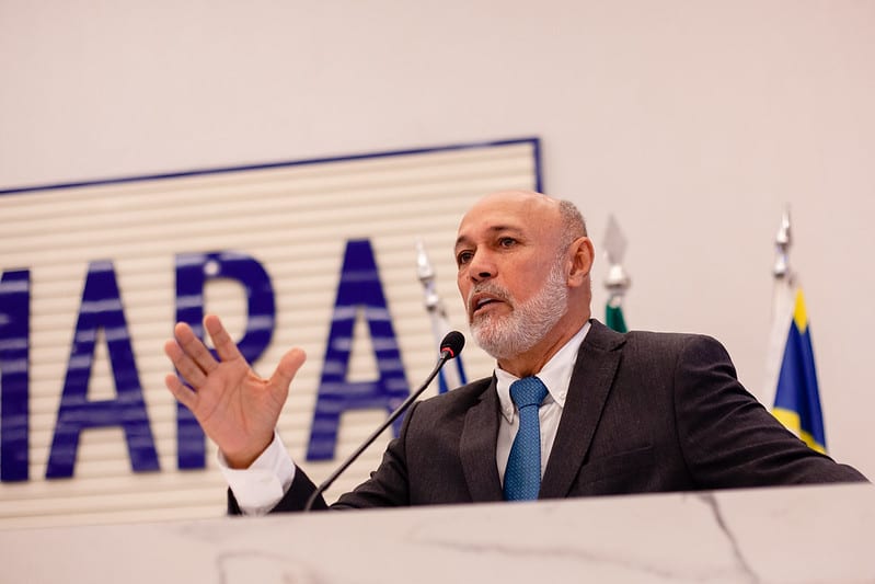 Jakson Charles protocola PLO para audiência pública sobre emendas impositivas