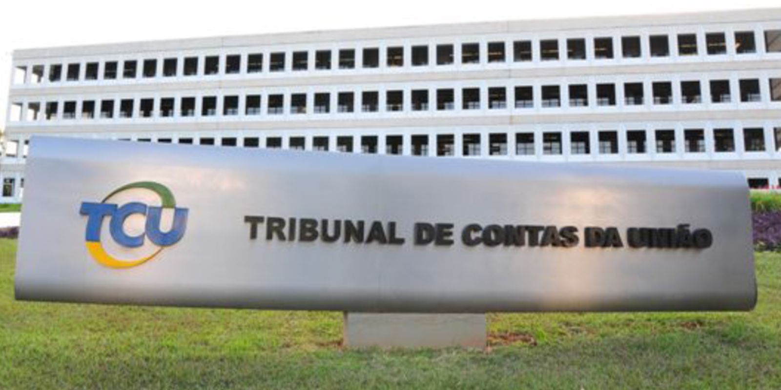 TCU entrega ao TSE lista de 6,1 mil gestores com contas rejeitadas