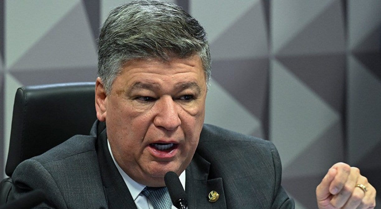 Carlos Viana declara patrimônio de R$ 13,64 milhões para 2026, ante R$ 3,5 milhões em 2024