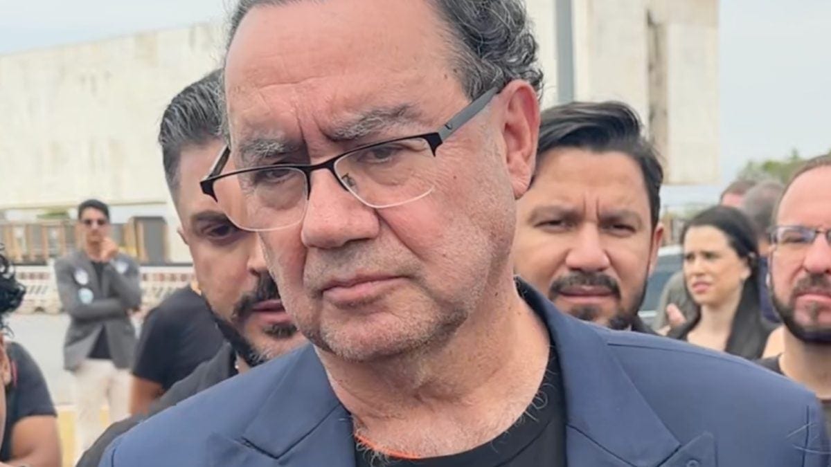 Cury, que declarou apoio a Flávio, cumprimenta Lula pela vitória
