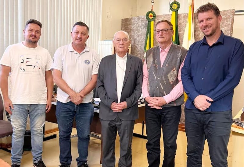 Bispo emérito de Taubaté visita Três Passos