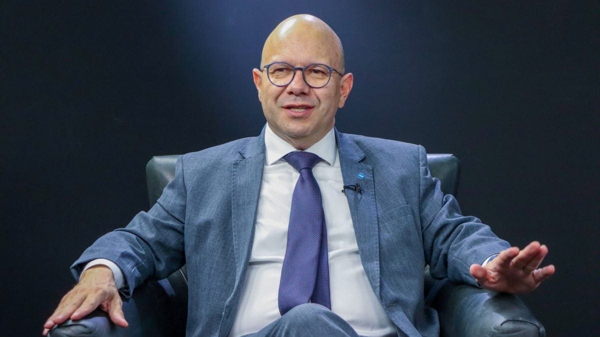 Indústria pede fim da 6 X 1 ou "ninguém vai querer ser CLT"