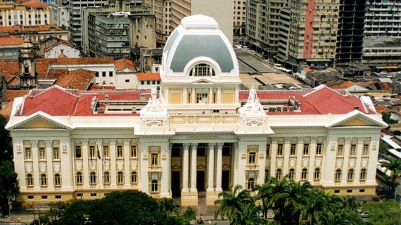 Justiça libera pagamento de R$ 3,1 milhões a ex-prefeitos de Tabira