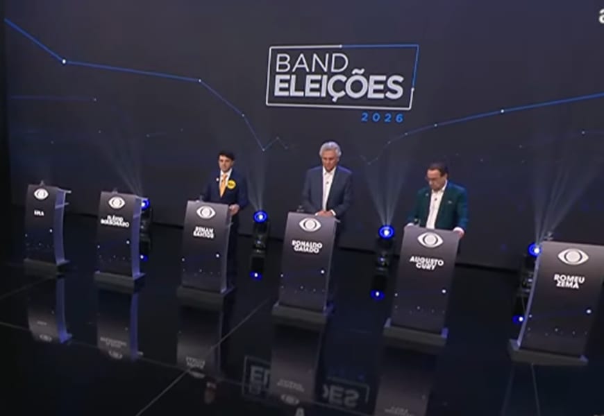 Debate esvaziado vira troca de agressões e fake news entre candidatos
