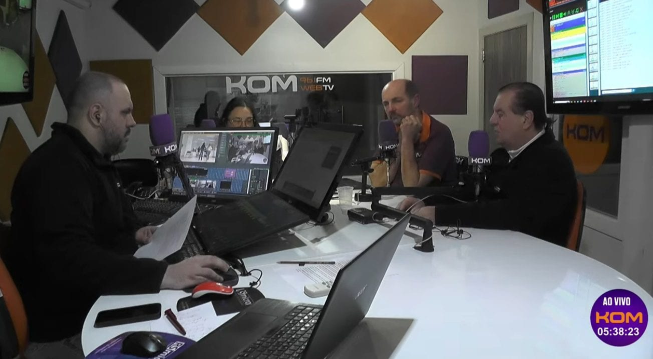 Vídeo: Cobertura Eleições 2026 – KOM FM e TV acompanha ao vivo a apuração, os desdobramentos do pleito e a apuração vota
