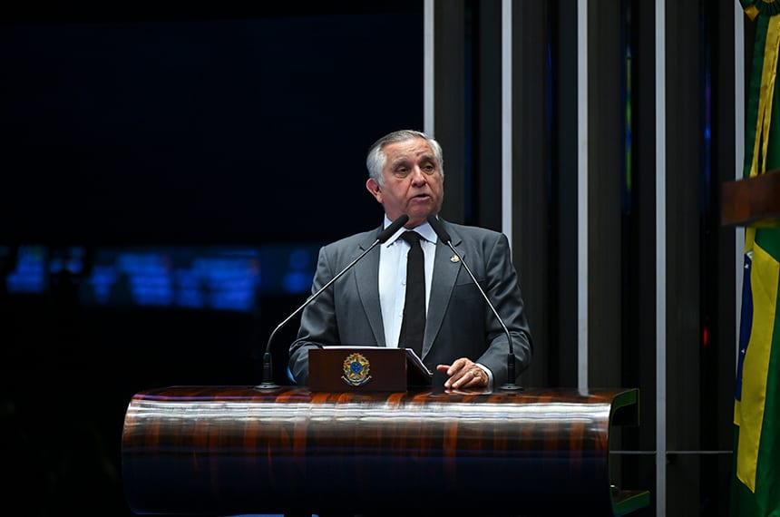 Izalci Lucas pede responsabilização após CPIs e cita INSS, BRB e Master