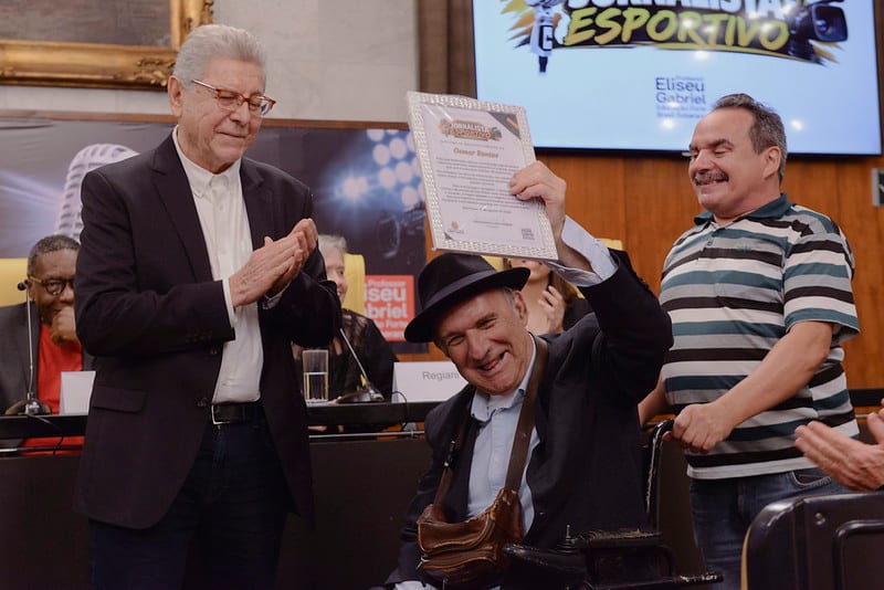 Segunda edição de solenidade homenageia jornalistas esportivos