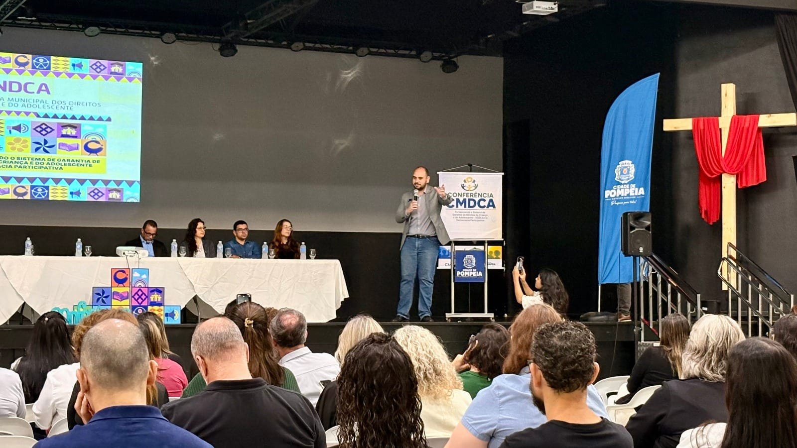 Conferência CMDCA amplia diálogo e fortalece políticas para crianças e adolescentes em Pompeia