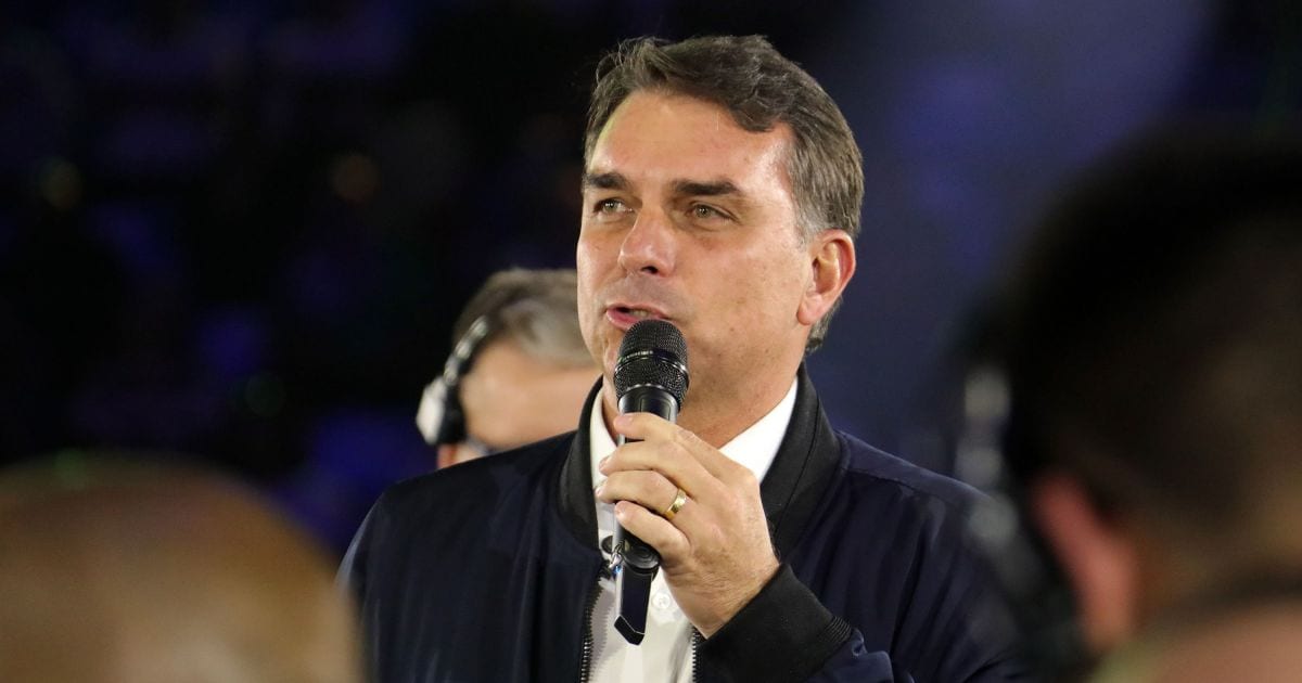 Flávio Bolsonaro enfrenta investigações no STF: entenda os casos
