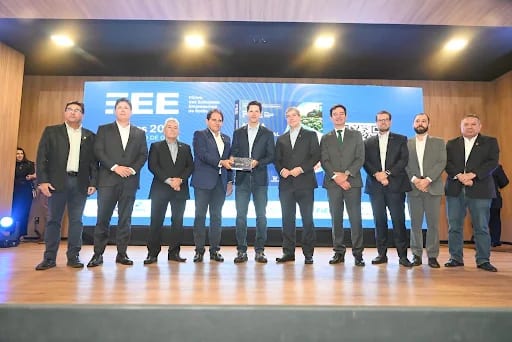 Daniel Vilela apresenta propostas de energia, tecnologia e qualificação em sabatina