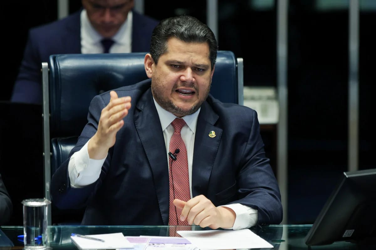 Alcolumbre celebra identificação de hidrocarbonetos na Foz do Amazonas