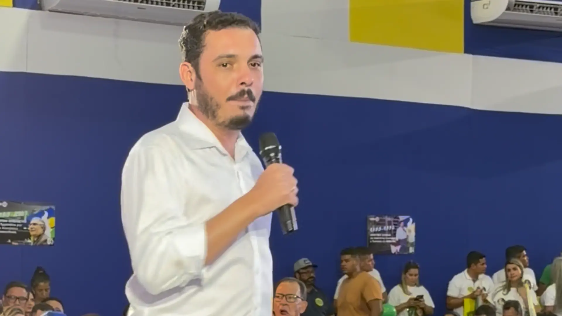 Presidente do PT associa Laurez e Mourão a Lula e critica adversários em convenção