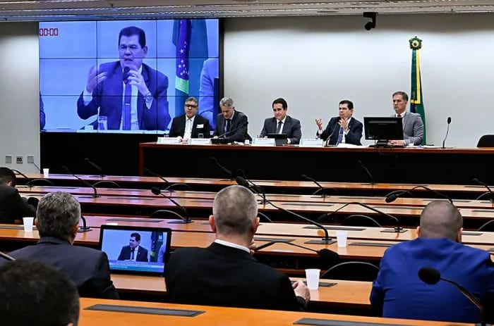 Nota das Consultorias de Orçamento aponta diferenças em projeções para 2027