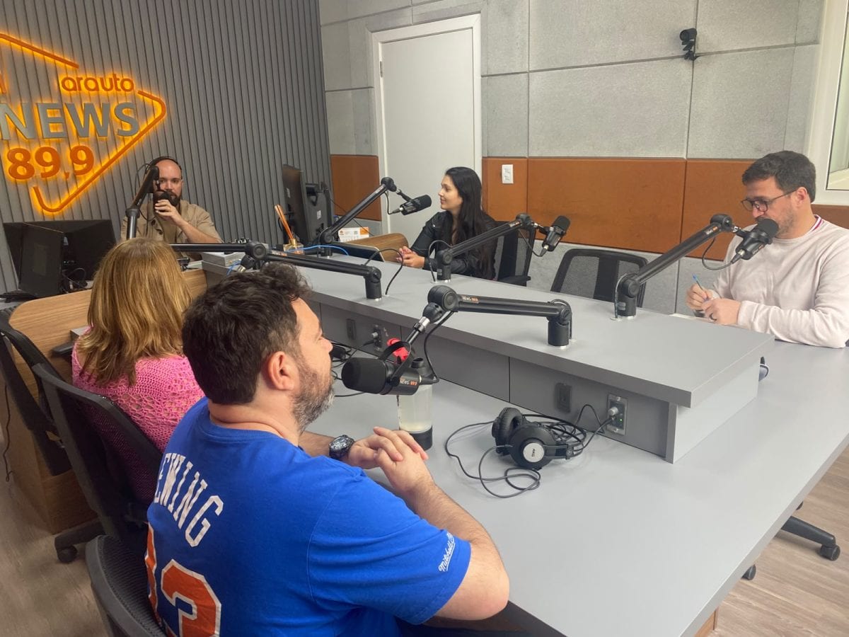 AO VIVO: Palavra Cruzada debate ida de Flávio Bolsonaro para os Estados Unidos
