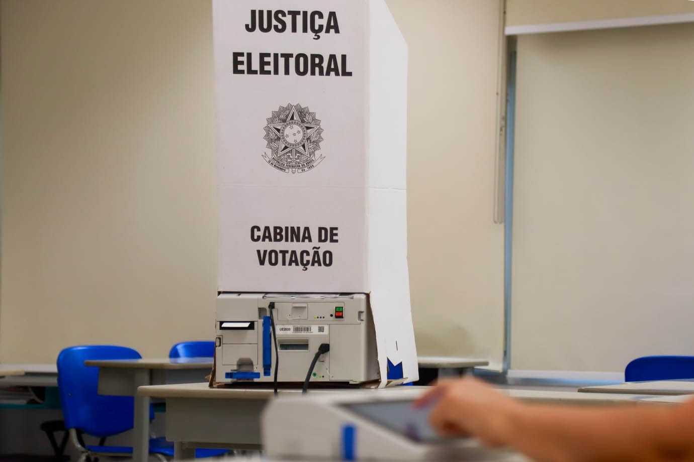 Que horas acaba a votação do 2º turno neste domingo? Veja quando começa apuração